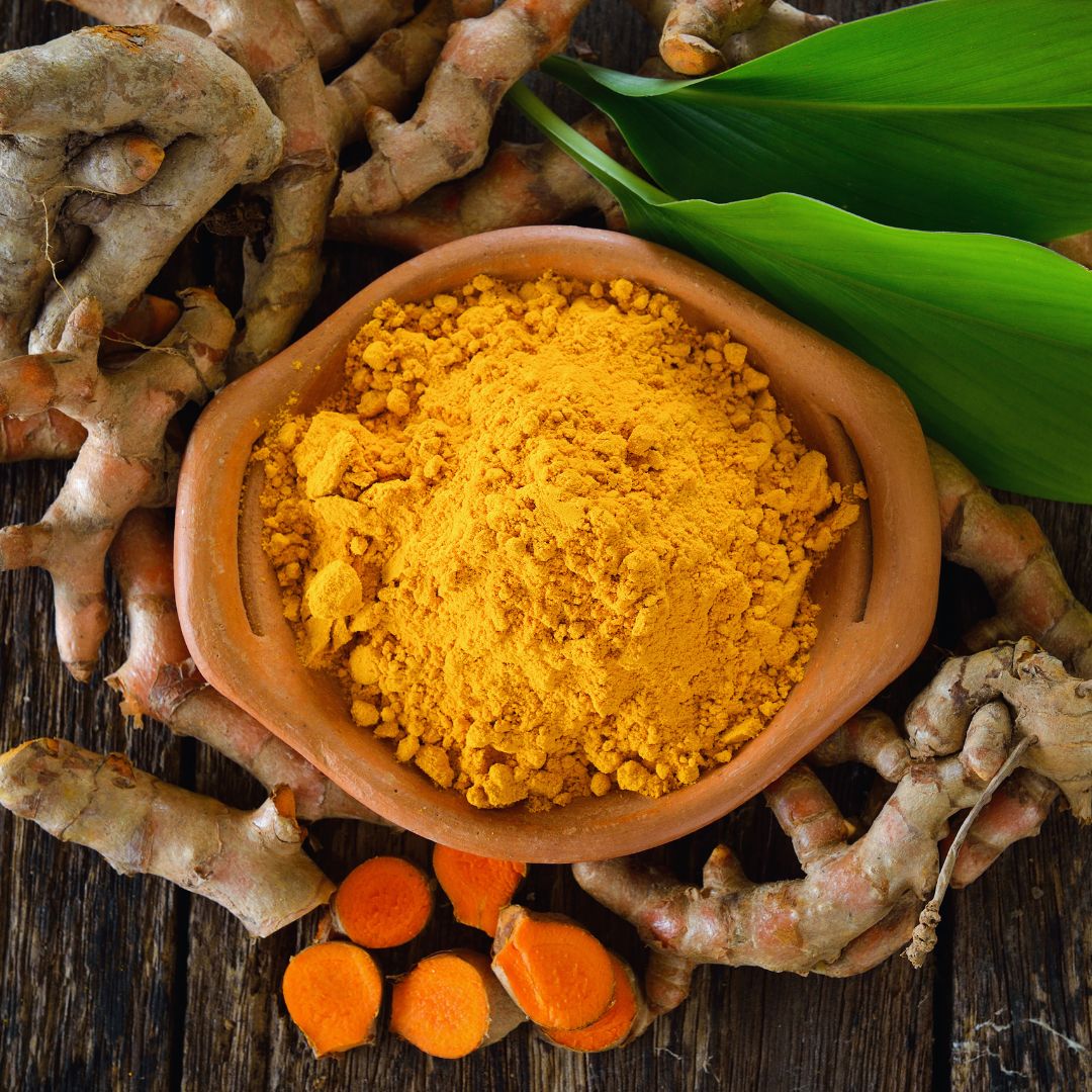 El secreto dorado de la naturaleza: descubre el cúrcuma latte