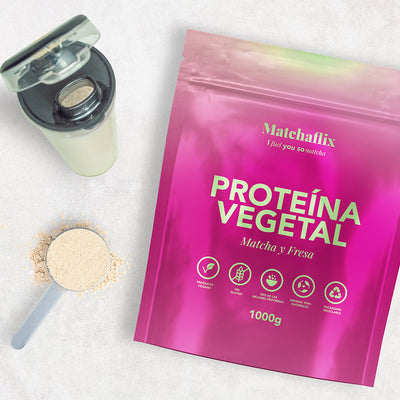 Plant protein with strawberry matcha flavor.