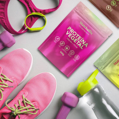 Plant protein with strawberry matcha flavor.